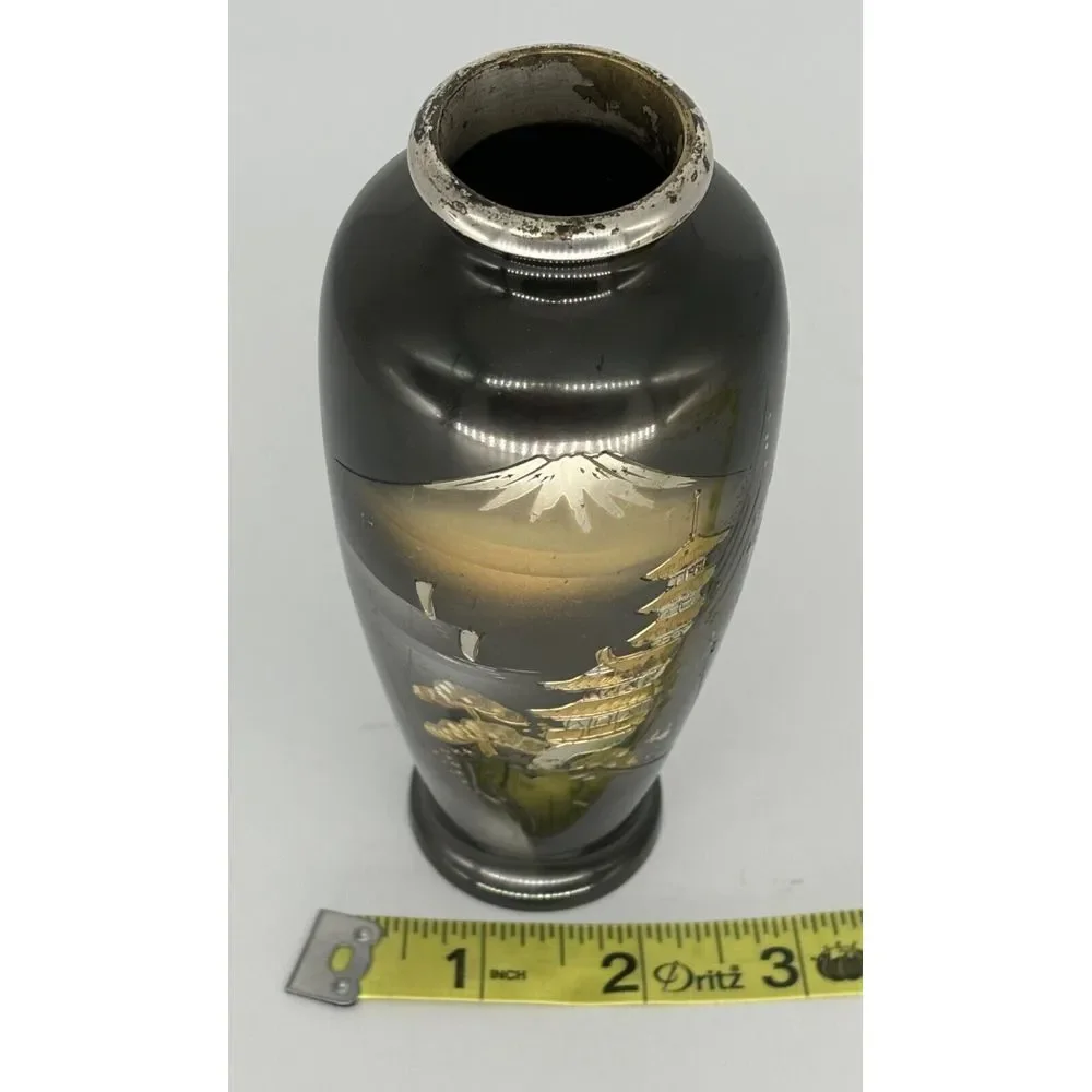 N/A japanese vase